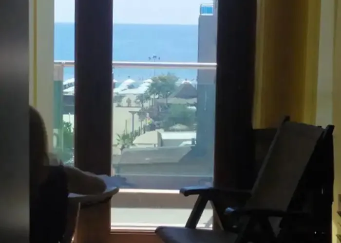 Apartament Central Beach Apartament *